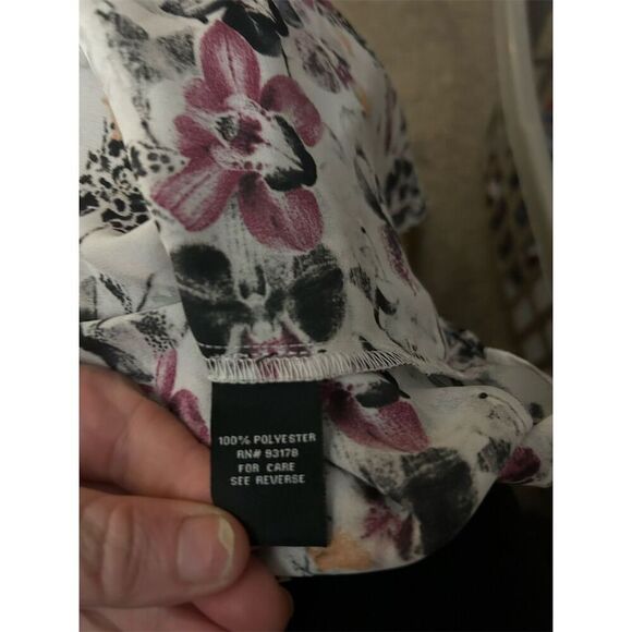 Premiere Studios Women's Floral Blouse Size L Multicolor Short Sleeve Casual Top - Picture 4 of 6